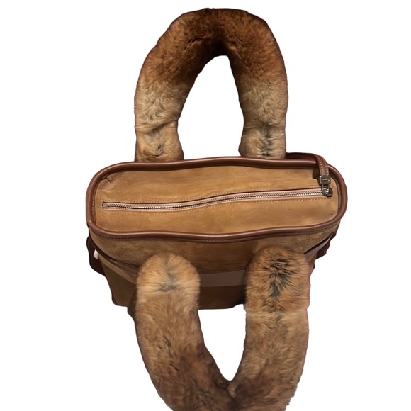 Authentic Salvatore Ferragamo bag w/ fox fur - Picture 9 of 13